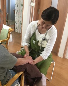 タッチケアで認知症予防！高齢者ボランティア報告＠茅ヶ崎