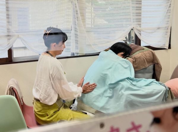 脳がリラックスすると何が起きる？～花まるカフェ体験談