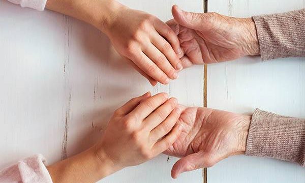 こんなに優しくしてもらったの初めて！タッチケアボランティア